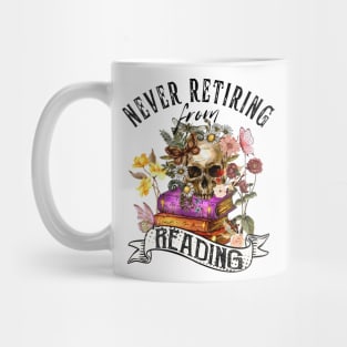 Never Retiring from Reading Cute Reader Bookworm Gifts 2024 Mug